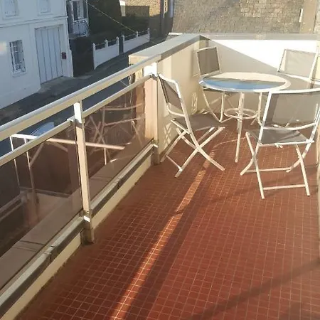 Tres Bel Centre 2 Mn Plages Et Marche Apartment Dinard